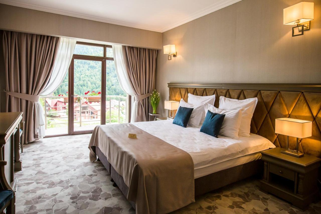 Hotel Carpat Inn 阿祖加 外观 照片